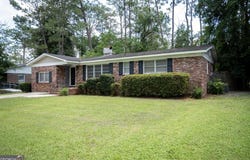904 Richmond, Waycross, GA 31503