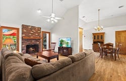 2080 Milk St, Dighton, MA 02715