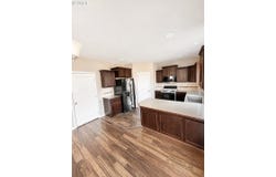 25094 SUN RIDGE Way, Veneta, OR 97487