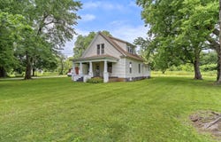 419 E New Melville Road, Willard, MO 65781