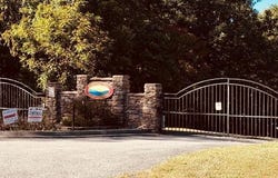 248 W Mountain Trail, Monticello, KY 42633