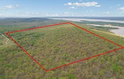 001 E Fred's Fish Camp Road, Stringtown, OK 74569