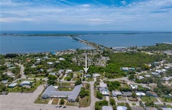 3879 NE Skyline Drive, Jensen Beach, FL 34957