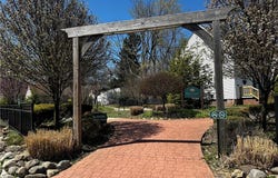 1089 Argonne Road, South Euclid, OH 44121