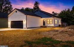5 SUNRISE AVE, RIDGELY, MD 21660