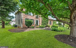 5050 DRUMMOND CIRCLE, CENTER VALLEY, PA 18034