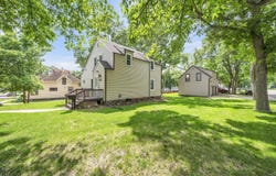 1021 N 7th Street, Estherville, IA 51334