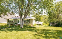 2812 W Skyline Pkwy, Duluth, MN 55806