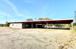 1709 E Coliseum Dr, Snyder, TX 79549