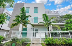 5 SE 11th Ave, Fort Lauderdale, FL 33301