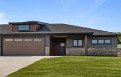 7284 205th Street W, Faribault, MN 55021
