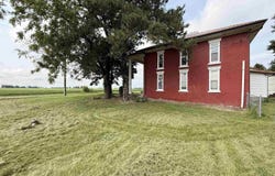 5187 E 1100 N Road, Ossian, IN 46777