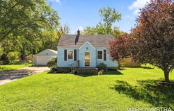 1426 W Lakewood Boulevard, Holland, MI 49424