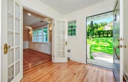 4 Lower Drive, Huntington Bay, NY 11743