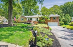 108 HACKNEY CIRCLE, WILMINGTON, DE 19803