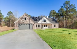 225 STONEBROOK CT, Gilmer, TX 75640