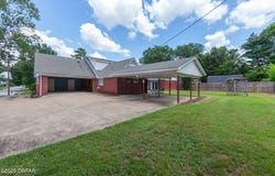107 W 7th Street, Trenton, TN 38382
