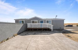 94 Dusty Rd, Burbank, WA 99323
