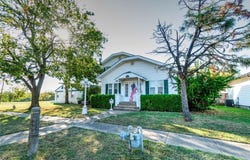 108 W 5th Street, Stroud, OK 74079