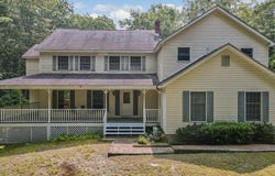 102 Old Farm Road, Milford, PA 18337