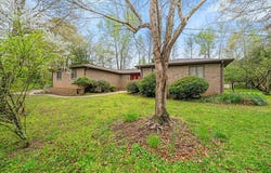 106 Clingmore Court, Simpsonville, SC 29681