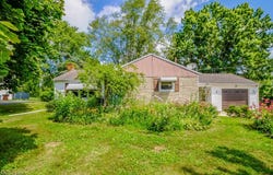 5937 Brinker Street SW, Navarre, OH 44662