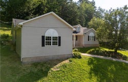 2026 Kay Neva Lane, Charleston, WV 25312