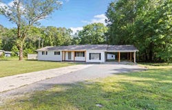 222 Airport Road SW, Hartselle, AL 35640