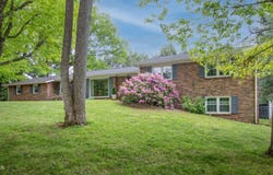 19494 Oakwood Drive, Abingdon, VA 24211