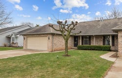 2921 W CREEK VALLEY Lane, APPLETON, WI 54914