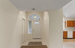 221 E Rockwood Blvd, Spokane, WA 99202-1294