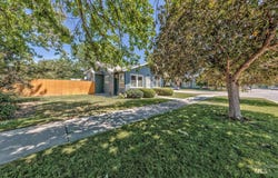 300 N 10th Street, Payette, ID 83661-2428