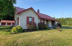 9123 Eckelberry Road, Cambridge, OH 43725