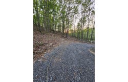 4622 Parker Loop Road, Birchwood, TN 37308