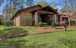 5 Shore Drive, Clinton, MS 39056