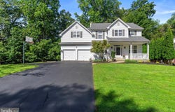 1 CREEK VIEW CT, GARNET VALLEY, PA 19060