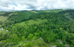 000 Moccasin Valley Road, Lebanon, VA 24266
