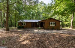 60 Laurie, Covington, GA 30016