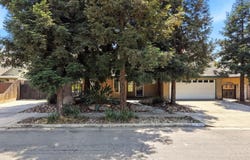 247 E Kennedy Avenue, Tulare, CA 93274