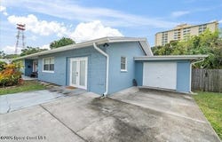 637 E Lincoln Avenue, Melbourne, FL 32901