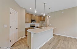 212 Harvest Moon Ct, Shepherdsville, KY 40165
