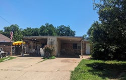 853 Broadway Avenue, Euless, TX 76040