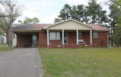 1407 Sharon, Sharon, TN 38255