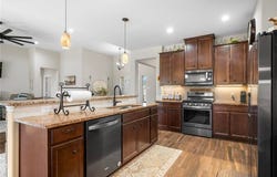 9467 Loop Road, Bellville, TX 77418
