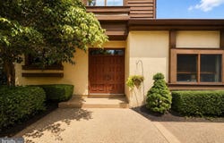 460 SAYRE Drive, PRINCETON, NJ 08540