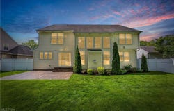 24527 Rushmore Drive, Richmond Heights, OH 44143