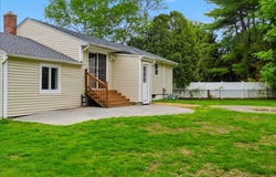 13 Mark Trail, Groton, CT 06340
