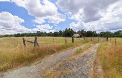 8553 Montezuma Rd, Jamestown, CA 95327