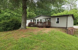 185 Lamkin Lane, Brandenburg, KY 40108