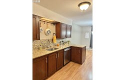 6745 SW SCHOLLS FERRY RD, Beaverton, OR 97008